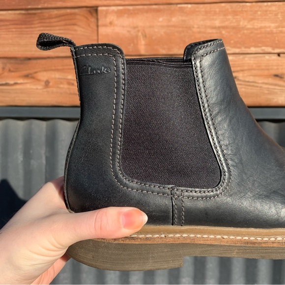 Clarks Chelsea Boot - Picture 5 of 7